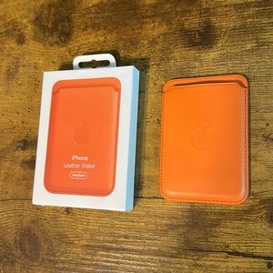 Apple iPhone leather wallet - orange